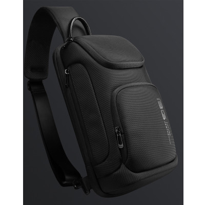 Túi đeo chéo nam phong cách mới – BEE GEE DCN9100