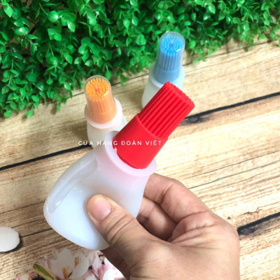 Cọ Silicon Quét Mặt Bánh + Bình Đựng Dầu 2in1. Chuyên phục vụ Sp Gia dụng, Khuôn làm bánh, Dụng cụ học Sinh, Nhà hàng, Q