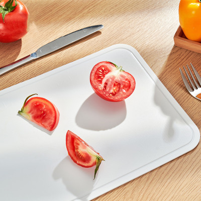 Thớt uốn dẻo, chia vạch đa năng 2mm KM-1279 hàng Nhật