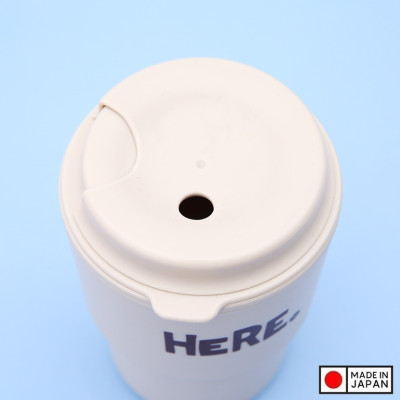 Ly cốc có nắp tiện lợi, giữ nhiệt nóng lạnh đều được 320ml, chất liệu nhựa PP (màu kem)