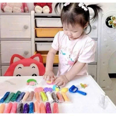 Đất Nặn Hữu Cơ 24 Màu Kèm 6 Khuôn - Chất Liệu An Toàn Cho Bé - HÀNG CHÍNH HÃNG MINIIN