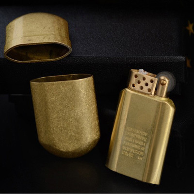 Hột Quẹt Bật Lửa Zorro Z516 Đánh Đá Dùng Xăng (Vàng Nhám)