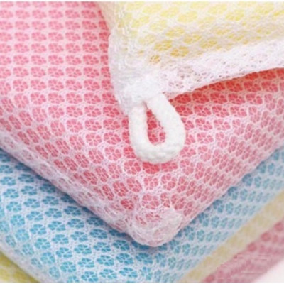 Set 5 miếng mút bọc lưới rửa chén bát, mút có cấu trúc tạo nhiều bọt, chỉ cần một lượng nhỏ chất rửa chén - nội địa Nhật Bản