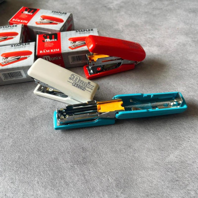 DỤNG CỤ BẤM KIM SỐ 10 - SX tại Ấn Độ - Nhựa dày, thép không gỉ. Văn phòng phẩm, dụng cụ học sinh. Chuyên phục vụ Sp Gia