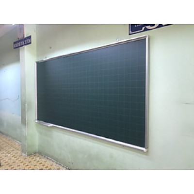 Bảng từ xanh viết phấn kẻ 4 ô ly Bavico KT 1.2x1.4m