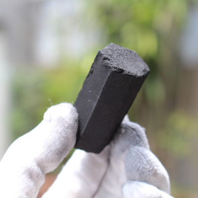 Than nướng BBQ không khói từ gáo dừa thiên nhiên chính hãng R2D hộp 1Kg