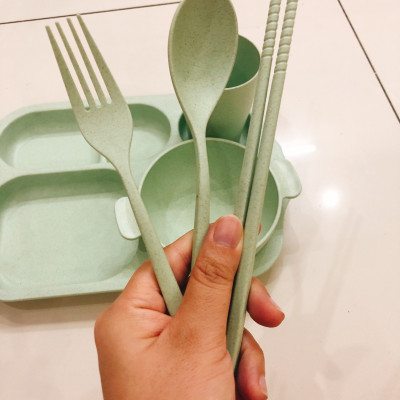 Bộ Khay đựng đồ ăn kèm phụ kiện bằng Lúa Mạch - Hàng Chính Hãng 