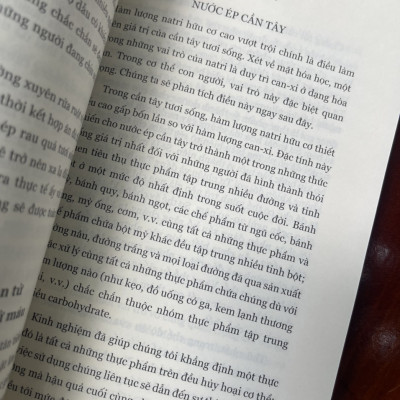 ĂN XANH ĐỂ KHOẺ - Norman W. Walker – Hoàng Lan dịch – Thái Hà books – NXB Lao Động