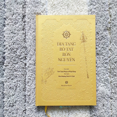 Kinh Địa Tạng Bồ Tát Bổn Nguyện - bản cao cấp, màu vàng (Bookcity)