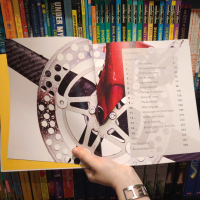 Sách - The Biography of the Bike: The Ultimate History of Bike Design by Chris Boardman