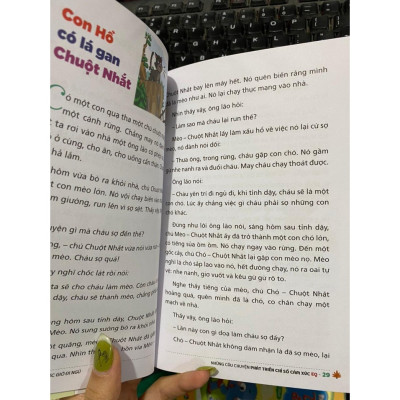 Sách - Truyện đọc cho bé trước giờ đi ngủ phát triển tư duy cho bé