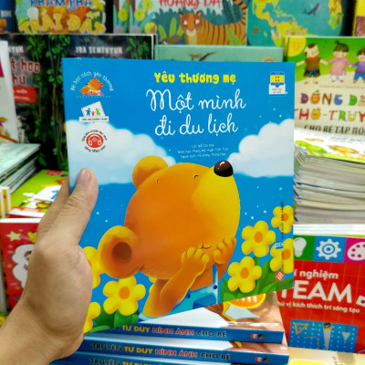 Sách Bé Học Cách Yêu Thương - Yêu Thương Mẹ Một Mình Đi Du Lịch