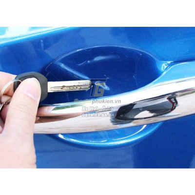 Combo bộ ốp tay nắm cửa vân Carbon và hõm cửa 3M xe Mazda 3 2020