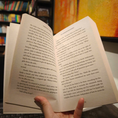 Sách - The Unhoneymooners by Christina Lauren -  Fiction / Romance in English