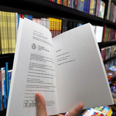 Sách - Travels with Charley by John Steinbeck - Nobel Prize - Penguin Modern Classics - Sách Ngoại Văn