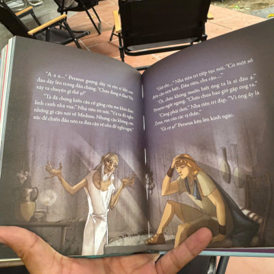 (Bìa cứng in màu) IILUSTRATED CLASSICS – TRUYỆN KỂ HAY NHẤT TRONG THẦN THOẠI HY LẠP – Minh Trang dịch – Đinh Tị Books – NXB Hà Nội