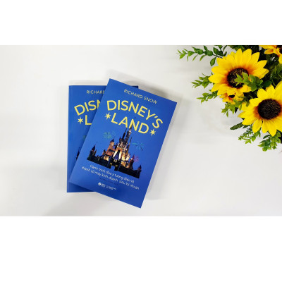 Combo Sách : The Club - Giải Mật Ngoại Hạng Anh + Disney