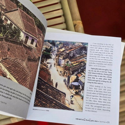 Sách - Hội An Lang Thang Phố Nhớ-Hình Ảnh Và Ký Ức - HoiAn Wandering Through The Town Of Memories-Art Photos And Memory Notes