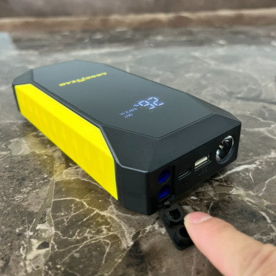 Bộ kích điện ô tô, kiêm pin sạc dự phòng Goodyear GY-5295 10000mAh - Hàng Nhập Khẩu