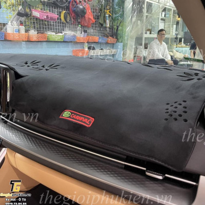 Thảm nhung taplo chống nắng Kia Carnival