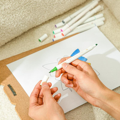 Hộp Bút 12 Màu Deli Sketch Marker - Phiên Bản Sơn Tùng M-TP Giới Hạn - Deli C185-12