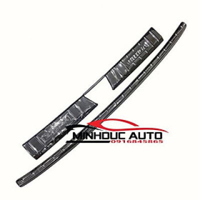 Ốp chống trầy cốp dành cho xe Suzuki Ertiga 2019 mẫu Titan