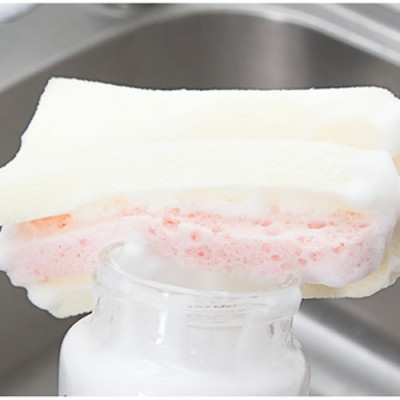 Combo hộp 110 chiếc tăm bông Sanyo kháng khuẩn an toàn cho bé + dụng cụ cọ rửa bình sữa - nội địa Nhật Bản