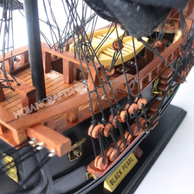 Mô hình thuyền Black Pearl (Ngọc Trai Đen) (dài 63cm)