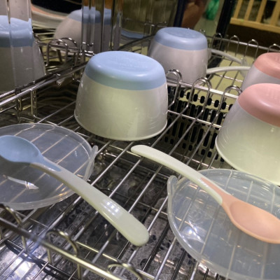 Bộ 2 chén ăn dặm TLI Richell Nhật Bản - bước 1 có nắp kèm 2 muỗng mềm | Baby