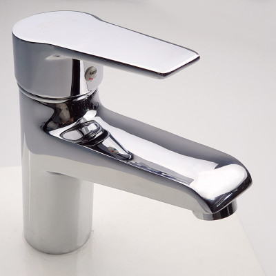 Vòi Lavabo nóng lạnh Đồng mạ Chrome Eurolife EL-AZA02 (Trắng bạc)