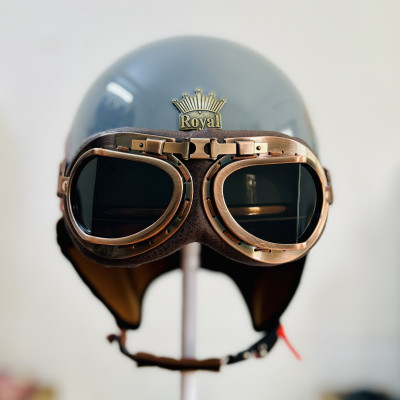 Mũ bảo hiểm xe máy 1/2 Royal M379 kèm kính phi công đồng cao cấp, mũ có ốp tai da tháo rời dễ dàng