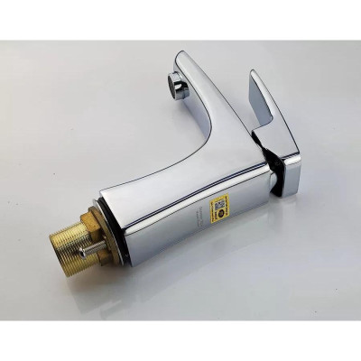 Vòi Lavabo nóng lạnh thiết kế mới mạnh mẽ cho chậu rửa mặt Eurolife EL-LOUIS 02