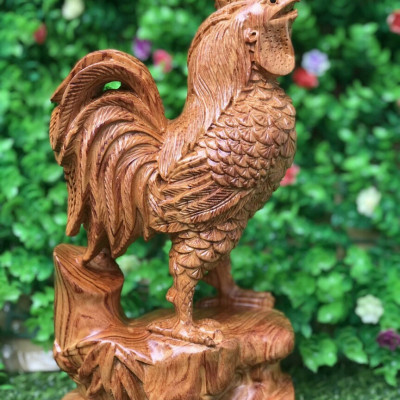 Tượng con gà trống bằng gỗ hương đá kt cao 30cm