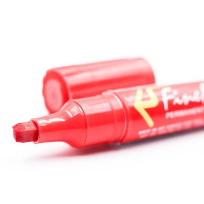 Bút Lông Dầu Queen PM-02 - Mẫu 1 - Mực Đỏ