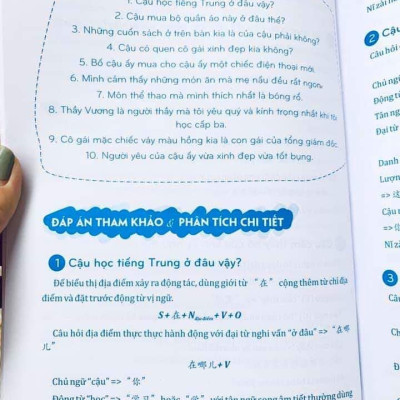 Combo 2 sách Phân tích đáp án các bài luyện dịch Tiếng Trung và Hội thoại giao tiếp tiếng Trung ngành du lịch khách sạn có audio nghe+ DVD tài liệu