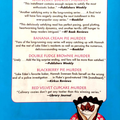 Chocolate Cream Pie Murder (A Hannah Swensen Mystery)