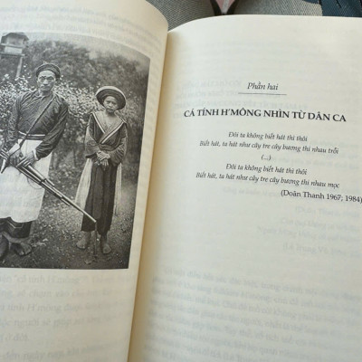 NHỮNG ĐỈNH NÚI DU CA – Nguyễn Mạnh Tiến – Tao Đàn – NXB Hội nhà văn