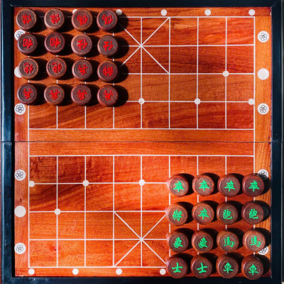 Combo bộ bàn cờ tướng gỗ hương kt 50×50×3cm+quân hộp đựng gỗ hương kt 4.0×1.5cm đẹp long lanh 