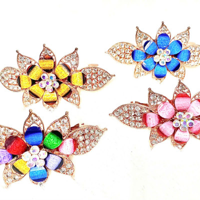 Kẹp Tóc Sườn, Kẹp Tóc Sau Đính Đá Hình Bông Hoa - Món Quà Tuyệt Vời Dành Tặng Mẹ Và Bà Yêu Thương Nhất