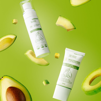 Xịt Chống Nắng Body Bơ Nghệ COCAYHOALA SPF 50+ 70ml