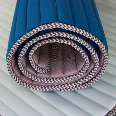 Nệm foam mát lạnh sinh viên giá rẻ, nệm ngủ văn phòng chống trượt Tatana- Độ cao 2.5cm- Màu ngẫu nhiên.