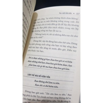 Sách Học cách tiêu tiền - Alphabooks - BẢN QUYỀN