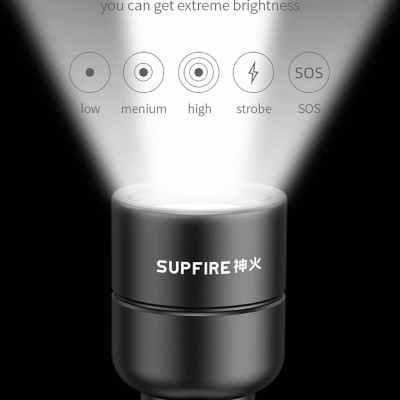 Đèn pin cầm tay Superfire Y16 - Thiết kế đơn giản nhưng độ sáng cao phù hợp công tác tuần tra,bảo vệ