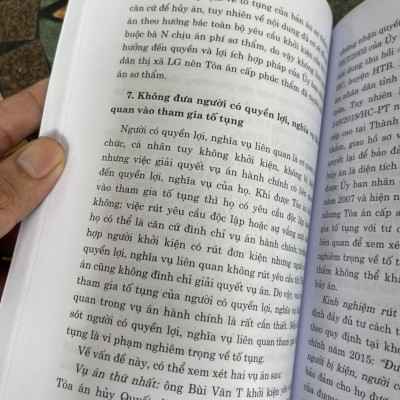 (Sách chuyên khảo) GIẢI QUYẾT TRANH CHẤP HÀNH CHÍNH TRONG LĨNH VỰC QUẢN LÝ ĐẤT ĐAI  PHÁT HIỆN VI PHẠM VÀ XỬ LÝ VƯỚNG MẮC– Nguyễn Quang Đạo -NXB CT Quốc Gia Sự Thật
