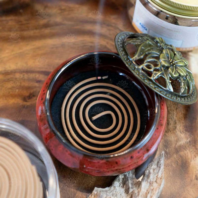 Lư sứ đốt trầm hương, xông đốt phong thủy cao cấp- Tặng tri ân 1 hộp 40 nhang vòng trầm hương thắp bàn thờ , xông nhà, thanh lọc không khí, tẩy uế nhà cửa