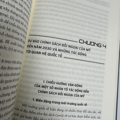CHÍNH SÁCH ĐỐI NGOẠI MỸ DƯỚI THỜI CHÍNH QUYỀN JOE BIDEN VÀ NHỮNG TÁC ĐỘNG TỚI QUAN HỆ QUỐC TẾ - Lê Công Tiến, Trần Huyền Trang - Nhà xuất bản Chính Trị Quốc Gia Sự Thật.