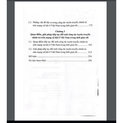 Sách Đổi mới công tác tuyên truyền chính trị trên mạng xã hội ở Việt Nam hiện nay
