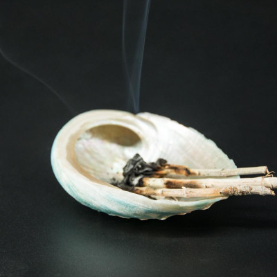 Đĩa vỏ ốc xà cừ size đại 14-16cm - Dụng cụ đốt xô thơm - Palo santo - Nhựa cây đúng truyền thống