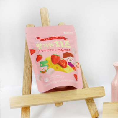 Combo 3 gói phô mai khô hoa quả sấy lạnh YOMIT - Vị dâu, táo, việt quất