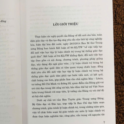 Giáo Trình Triết Học Mác - Lênin (Dành Cho Bậc Đại Học Hệ Không Chuyên Lý Luận Chính Trị)- Bản mới 2024